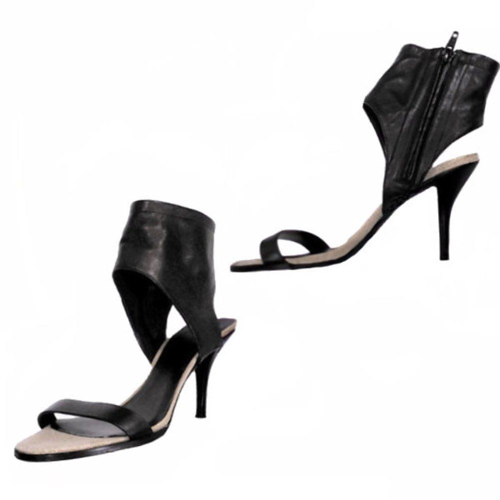 Vintage VINCE "ADRIA" High Heel Black Leather Sandals w/Open Toe and Ankle Cuff